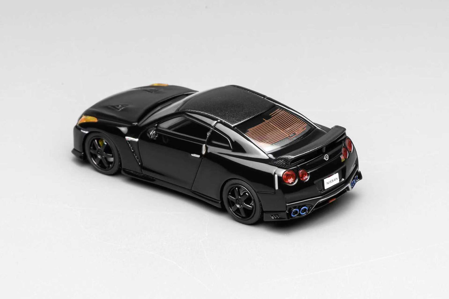 [ETA:  May 2026 ] Motorhelix 1/64 Nissan GT-R R35 Pearl Black(Carbon-Hood)