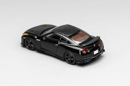 [ETA:  May 2026 ] Motorhelix 1/64 Nissan GT-R R35 Pearl Black(Carbon-Hood)