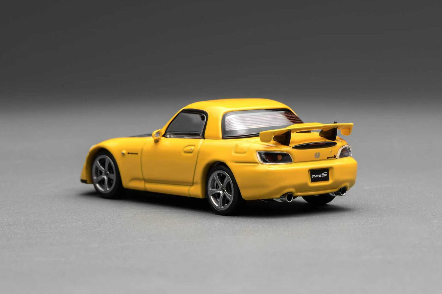 [ETA:  Apr 2026 ] Motorhelix 1/64 Honda S2000 Magnetic and Assembled Parts Blister Card Version