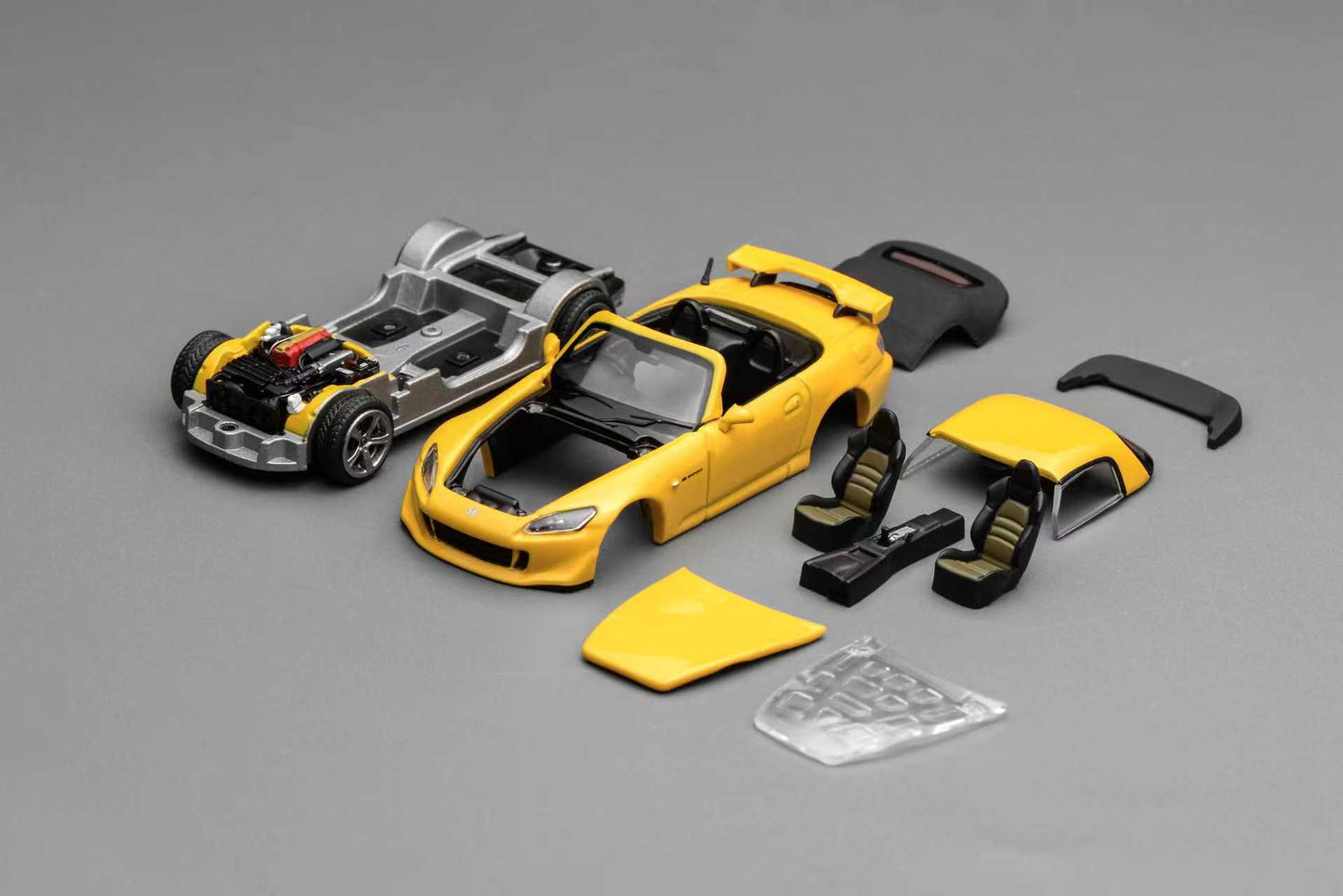 [ETA:  Apr 2026 ] Motorhelix 1/64 Honda S2000 Magnetic and Assembled Parts Blister Card Version