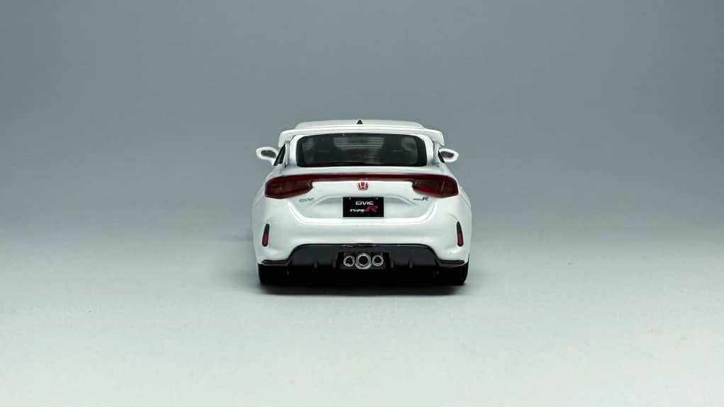 [ETA:  Jun 2026 ] Motorhelix 1/64 Honda  Civic Type-R FL5 White