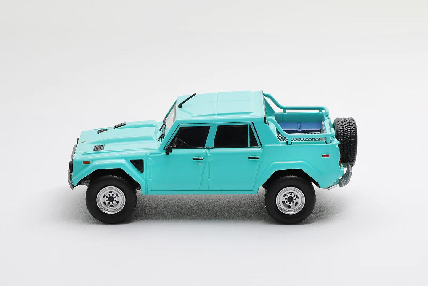 [ETA:  Apr 2026 ] Shadow Pro 1/64 Lambo LM002 SUV