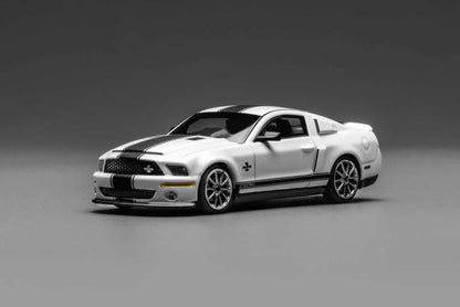 [ETA:  May 2026 ] GreenLight x Motorhelix 1/64 Ford Shelby Mustang GT500 2007 White