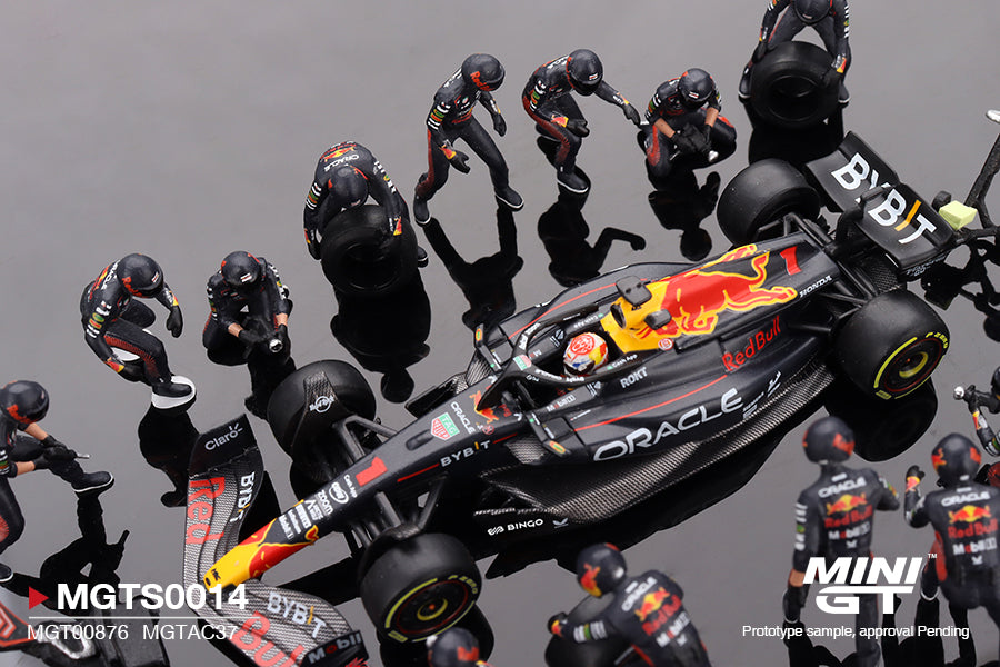 Mini GT 1/64 Oracle Red Bull Racing RB19 #1 Max Verstappen 2023 F1 Japanese Grand Prix Pit Crew Set Limited Edition