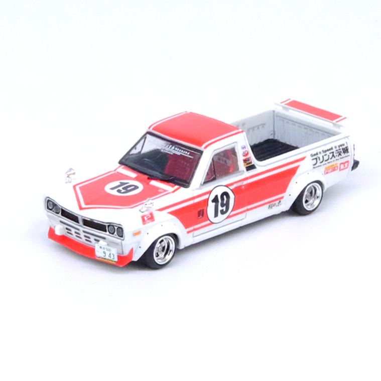 Inno64 1/64 NISSAN SUNNY HAKOTORA Pick Up