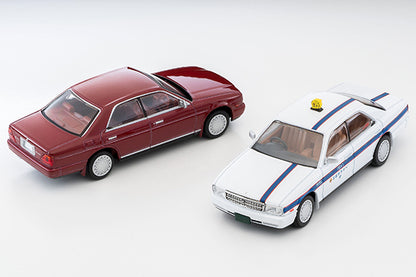 Tomica Limited Vintage 1/64 LV-N290a NISSAN CEDRIC V30E Brougham Privately Owned Taxi